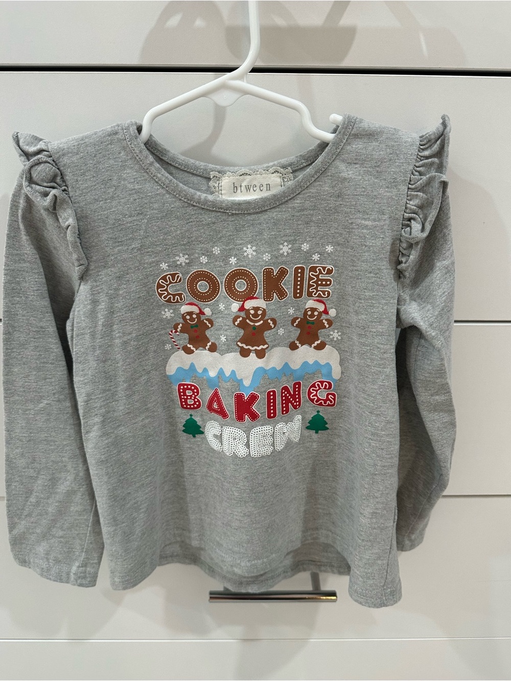 Between Girls' Gray 'Cookie Baking Crew' Long Sleeve Top Size 6